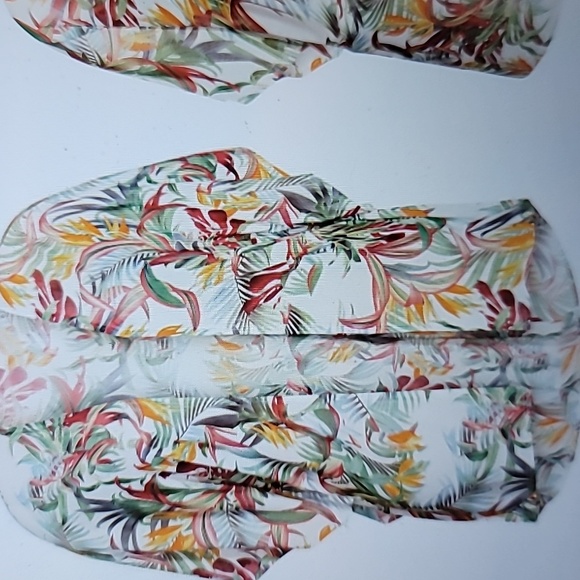 #63 Beautiful Multi Colored Mesh Overpiece - Picture 4 of 11